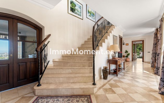 Bestaande woning - Vrijstaande villa - Estepona  - Estepona Centro
