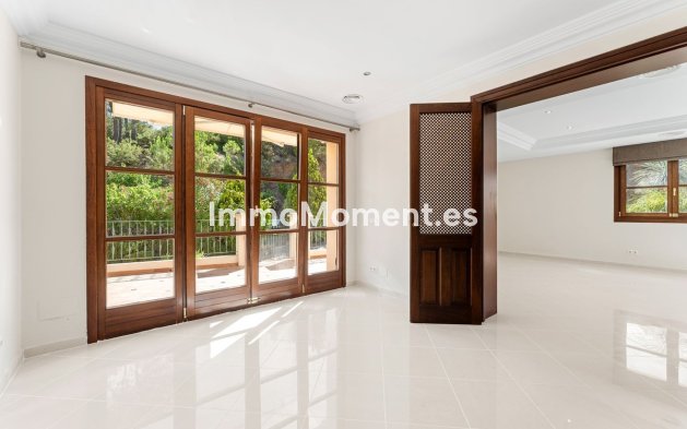 Bestaande woning - Vrijstaande villa - Estepona  - Estepona Centro