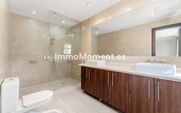 Bestaande woning - Vrijstaande villa - Estepona  - Estepona Centro