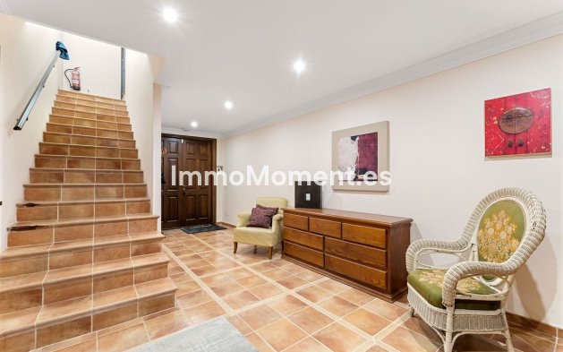 Bestaande woning - Vrijstaande villa - Estepona  - Estepona Centro