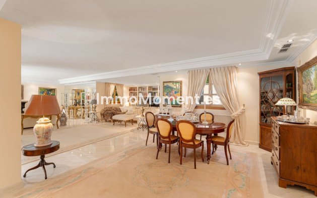 Reventa - Villa independiente - Marbella - Nueva Andalucía