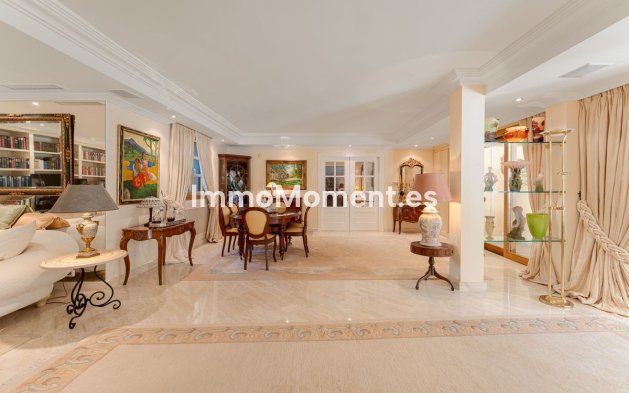 Reventa - Villa independiente - Marbella - Nueva Andalucía