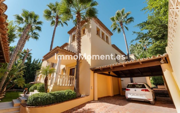 Reventa - Villa independiente - Marbella - Nueva Andalucía