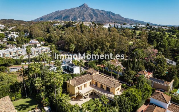 Reventa - Villa independiente - Marbella - Nueva Andalucía
