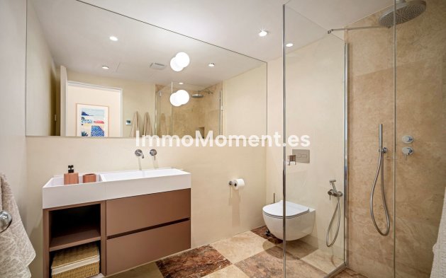 Reventa - Villa independiente - Marbella - Nueva Andalucía