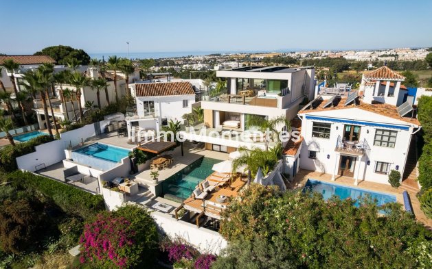 Wiederverkauf - Freistehende Villa - Marbella - Nueva Andalucía
