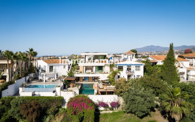 Wiederverkauf - Freistehende Villa - Marbella - Nueva Andalucía