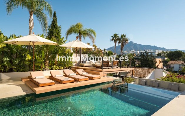 Wiederverkauf - Freistehende Villa - Marbella - Nueva Andalucía