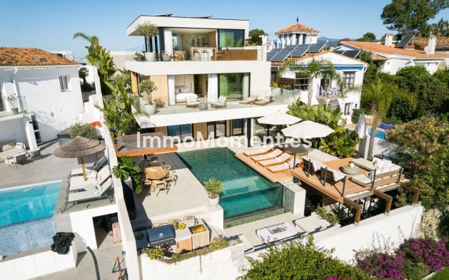 Wiederverkauf - Freistehende Villa - Marbella - Nueva Andalucía