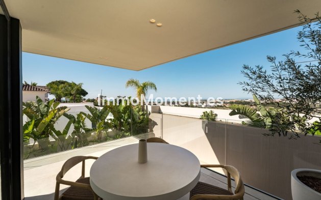 Wiederverkauf - Freistehende Villa - Marbella - Nueva Andalucía