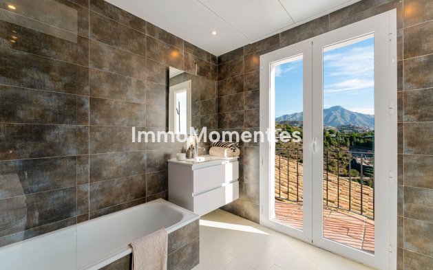 Resale - Detached villa - Benahavís - El Madroñal