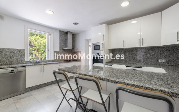 Wiederverkauf - Freistehende Villa - Marbella - Los Monteros