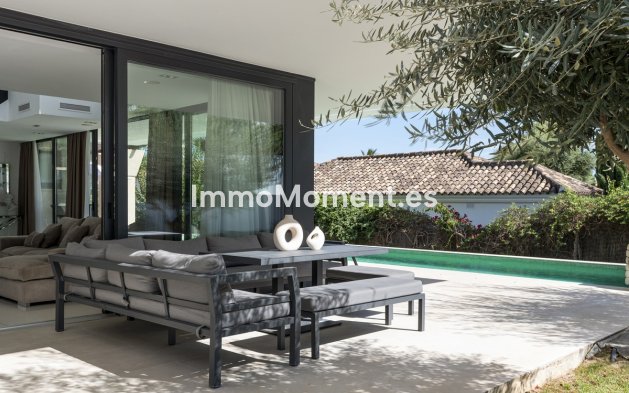 Wiederverkauf - Freistehende Villa - Marbella - Nueva Andalucía