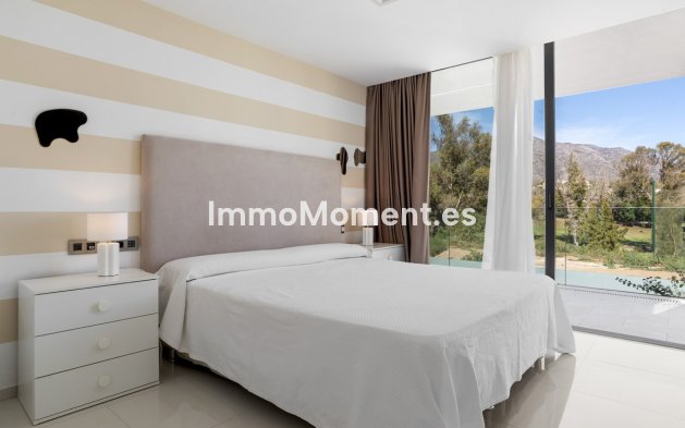 Wiederverkauf - Freistehende Villa - Marbella - Nueva Andalucía