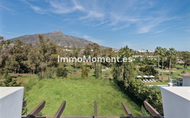 Wiederverkauf - Freistehende Villa - Marbella - Nueva Andalucía