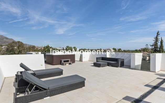 Wiederverkauf - Freistehende Villa - Marbella - Nueva Andalucía