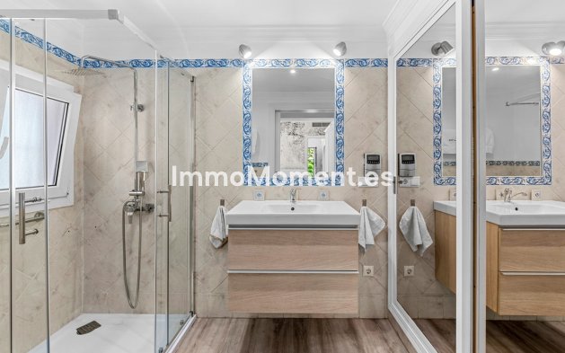 Resale - Detached villa - Marbella - Cortijo Blanco