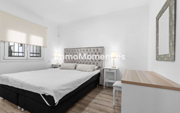 Resale - Detached villa - Marbella - Cortijo Blanco