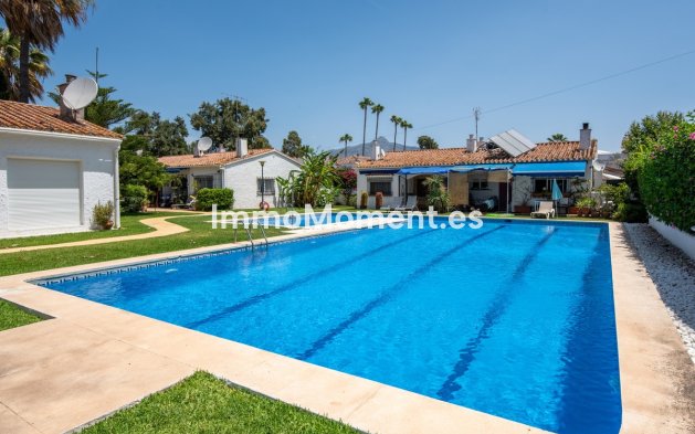 Resale - Detached villa - Marbella - Cortijo Blanco