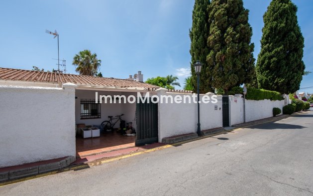 Resale - Detached villa - Marbella - Cortijo Blanco