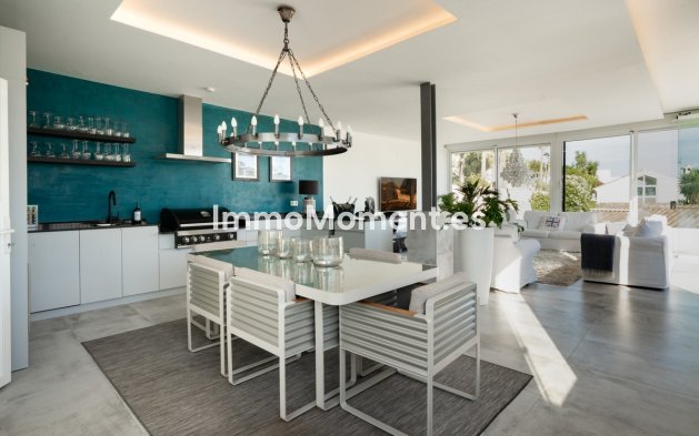 Reventa - Villa independiente - Mijas - Torrenueva