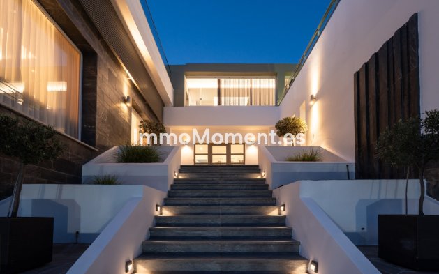 Reventa - Villa independiente - Mijas - Torrenueva