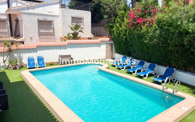 Reventa - Villa independiente - Orihuela - Dehesa de campoamor