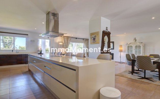 Bestaande woning - Vrijstaande villa - Manilva - La Duquesa