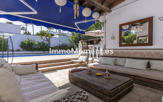 Bestaande woning - Vrijstaande villa - Manilva - La Duquesa