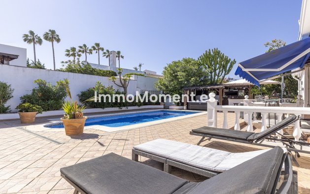 Bestaande woning - Vrijstaande villa - Manilva - La Duquesa
