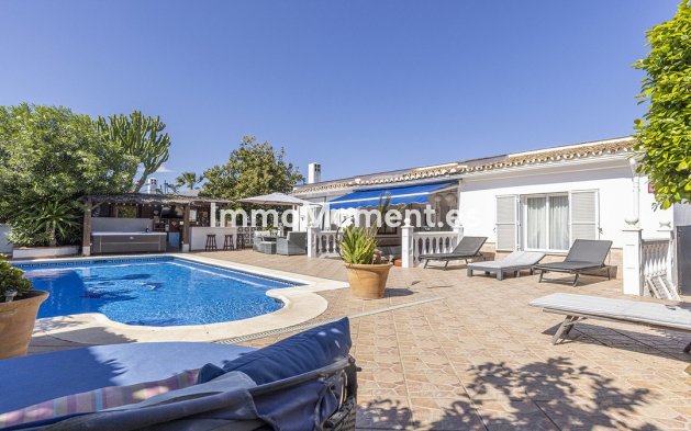 Bestaande woning - Vrijstaande villa - Manilva - La Duquesa