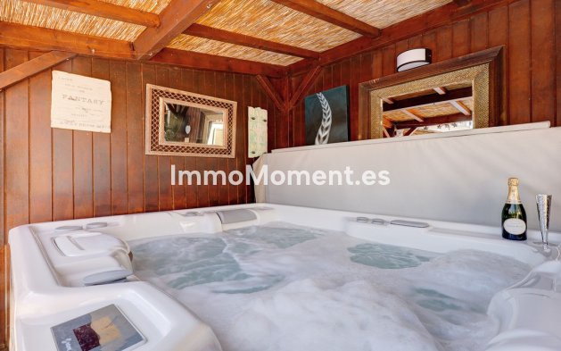 Bestaande woning - Vrijstaande villa - Manilva - La Duquesa