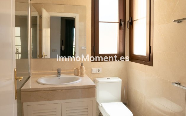 Reventa - Apartamento - Benahavís - Los Arqueros
