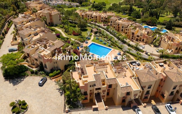 Reventa - Apartamento - Benahavís - Los Arqueros