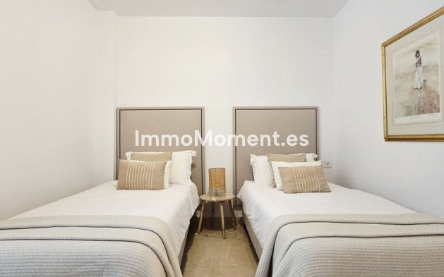 Reventa - Apartamento - Benahavís - Los Arqueros