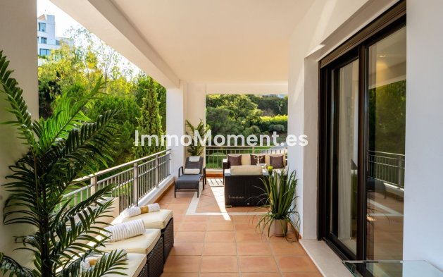 Resale - Apartment - Benahavís - La Quinta