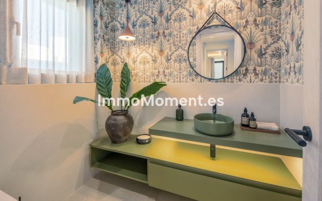 Wiederverkauf - Freistehende Villa - Marbella - Nueva Andalucía