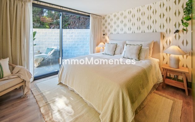 Wiederverkauf - Freistehende Villa - Marbella - Nueva Andalucía