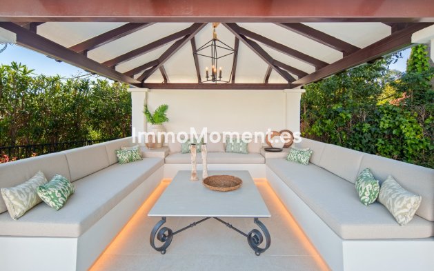 Wiederverkauf - Freistehende Villa - Marbella - Nueva Andalucía