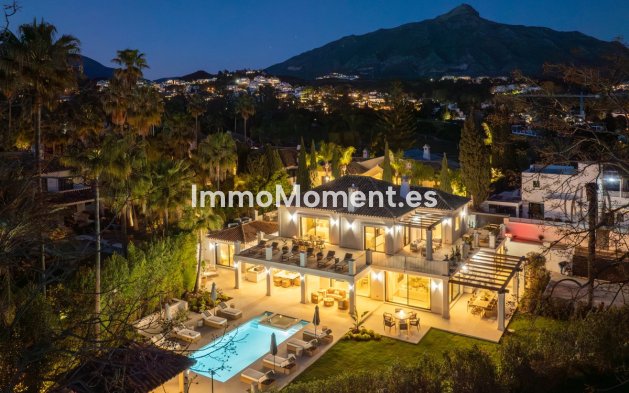 Wiederverkauf - Freistehende Villa - Marbella - Nueva Andalucía