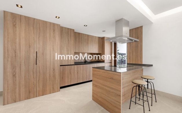 Bestaande woning - Appartement - Binnenland  - Istán