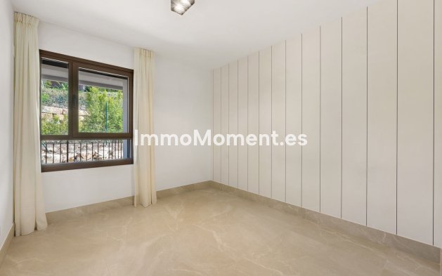 Bestaande woning - Appartement - Binnenland  - Istán