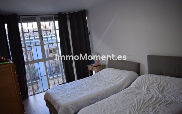 Resale - Apartment - Málaga - Málaga Centro