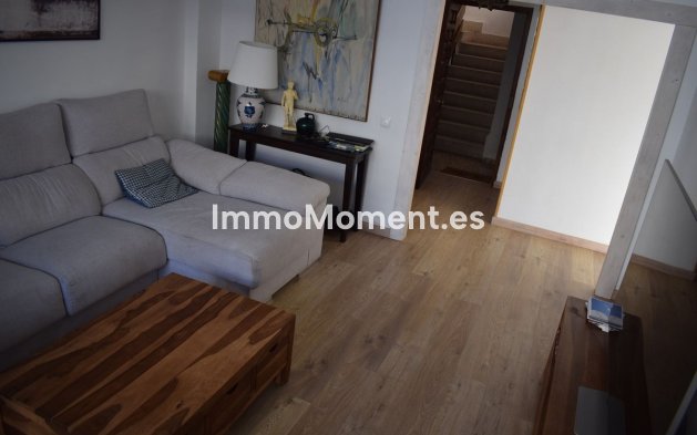 Resale - Apartment - Málaga - Málaga Centro