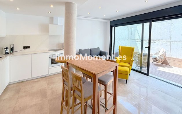 Reventa - Villa independiente - Fuengirola - Fuengirola Centro