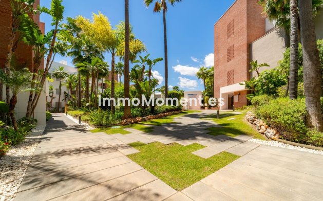 Reventa - Apartamento - Benahavís - Los Arqueros