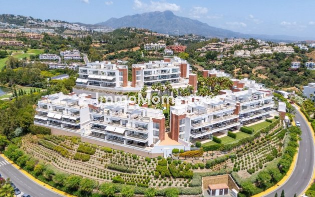 Reventa - Apartamento - Benahavís - Los Arqueros