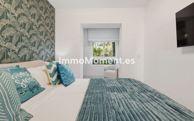 Resale - Apartment - Benahavís - La Quinta