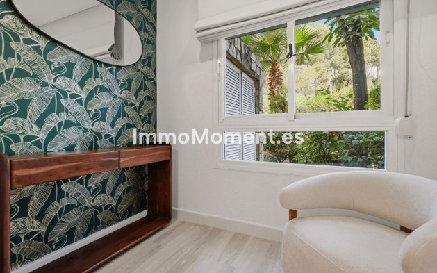 Resale - Apartment - Benahavís - La Quinta