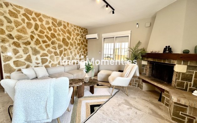 Resale - Detached villa - Orihuela - Cabo roig - La Zenia